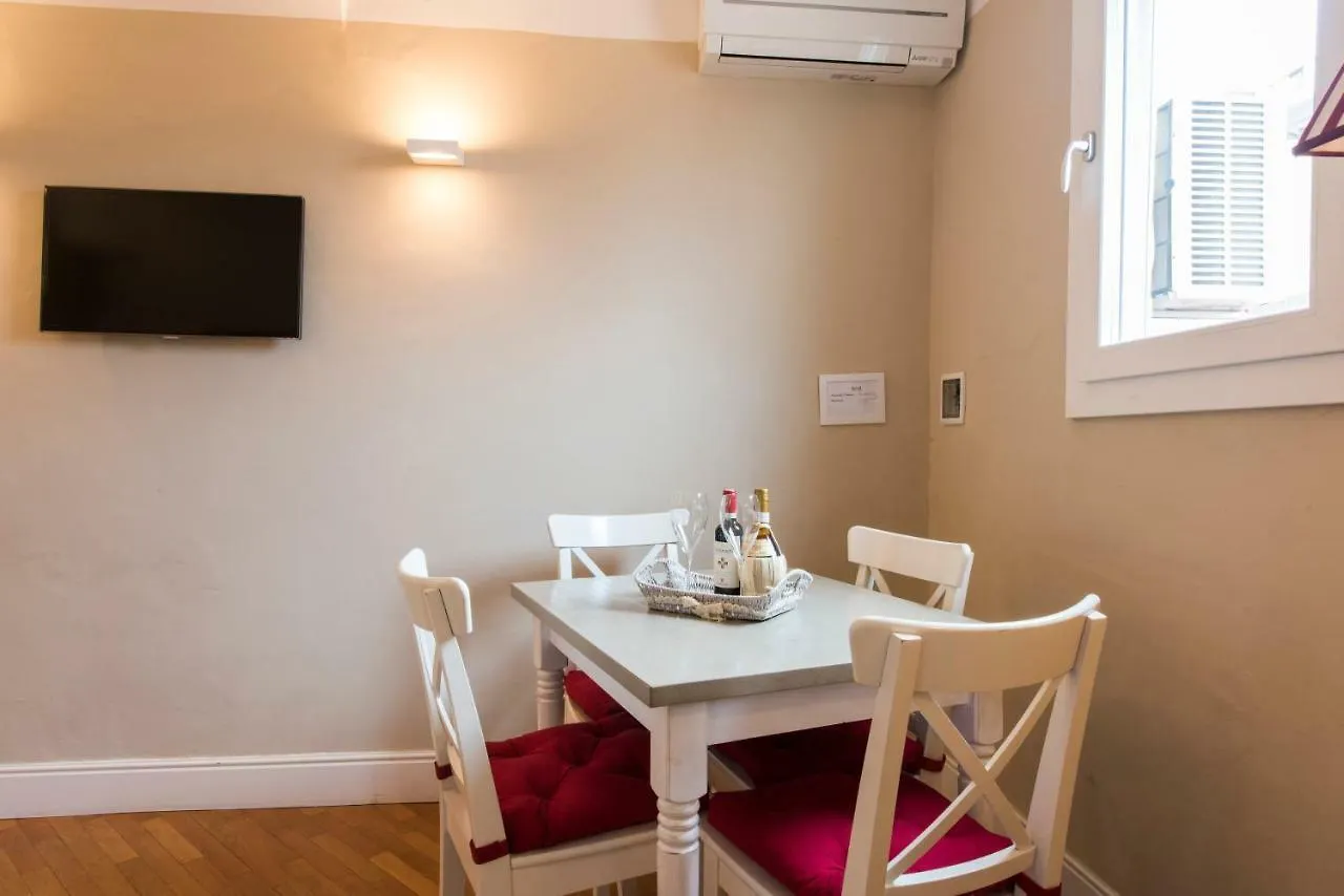 Apartment 14 Via Nuova De' Caccini Hotel Florence
